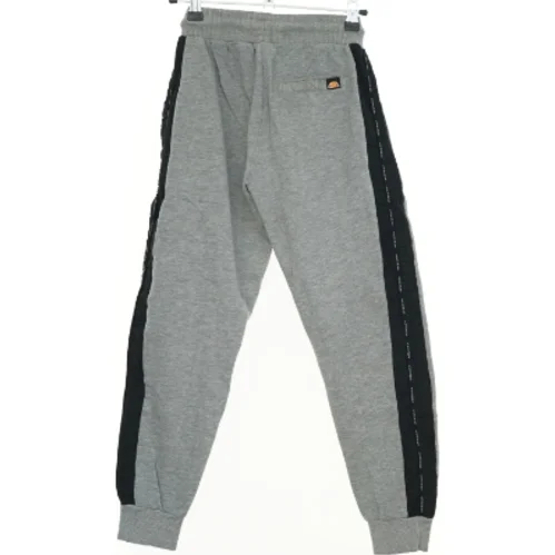 Ellesse sweatpants (str. 134 cm)