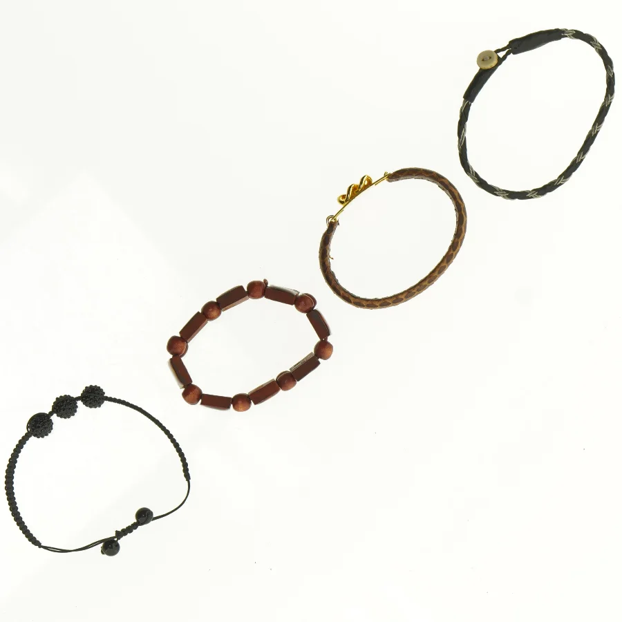 Assorterede armbånd