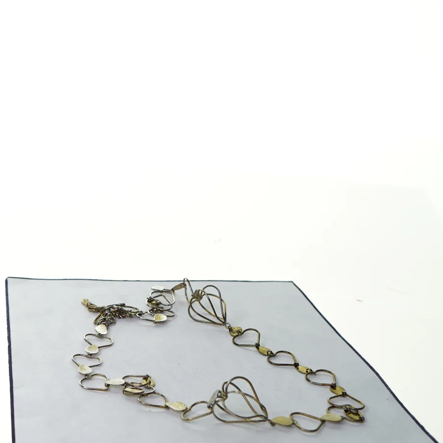 Halskæde fra Tomato (str. 31 cm)