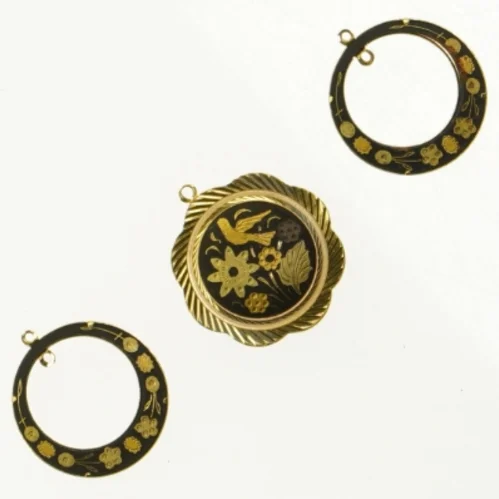 Vintage messing vedhæng (str. 4 cm)