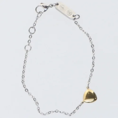 Sølvfarvet armbånd med hjertevedhæng fra Energetix (str. 20 cm)