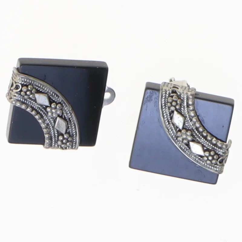 Øreringe med klips (str. 2 x 2 cm)