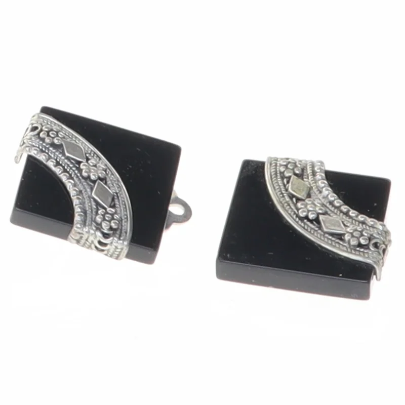 Øreringe med klips (str. 2 x 2 cm)