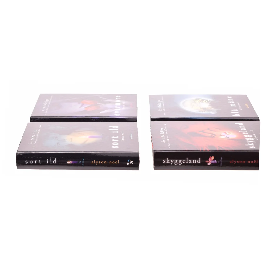 Sort ild af Alyson Noël (ialt 4 bøger)