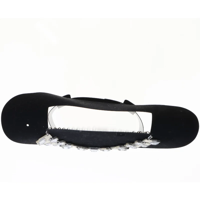 Sølvfarvet halskæde (str. 46 cm)