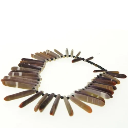 Halskæde (str. 24 x 5 cm)