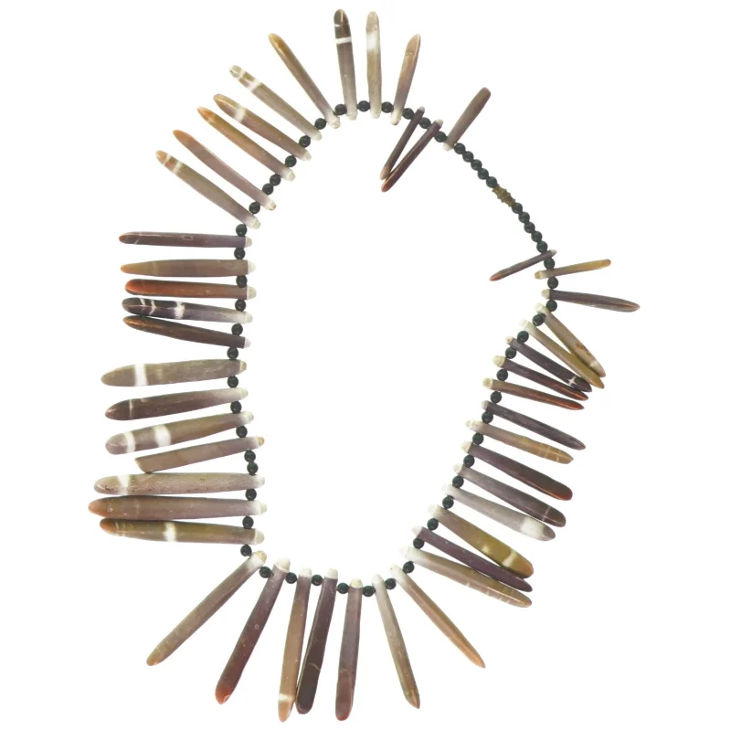 Halskæde (str. 24 x 5 cm)