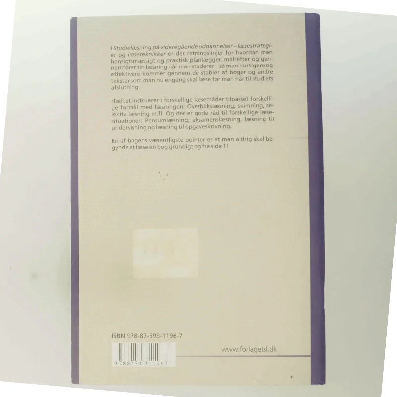 Studielæsning på videregående uddannelser : læsestrategier og læseteknikker (Bog)