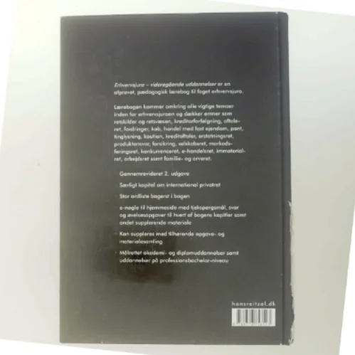 Erhvervsjura : videregående uddannelser af Lene Mandøe (Bog)
