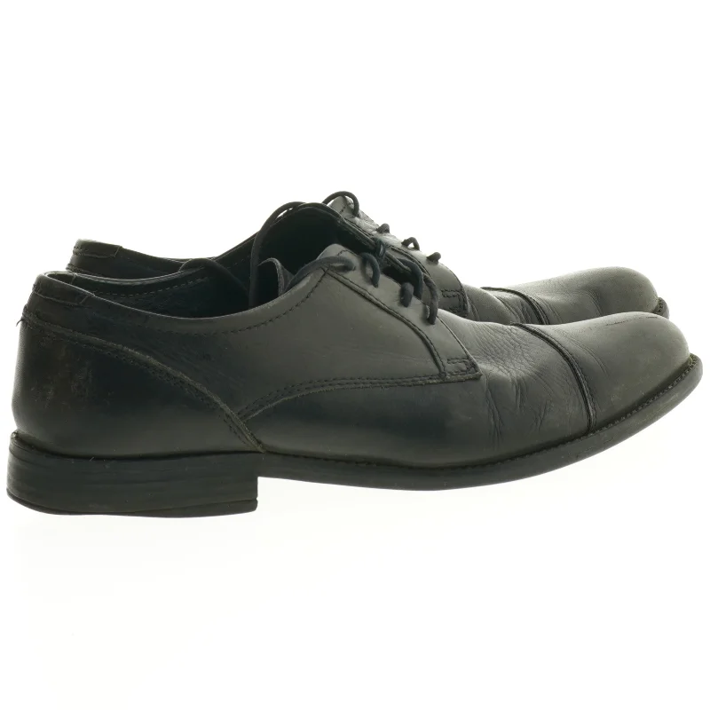 Sorte herresko i læder (str. 41)