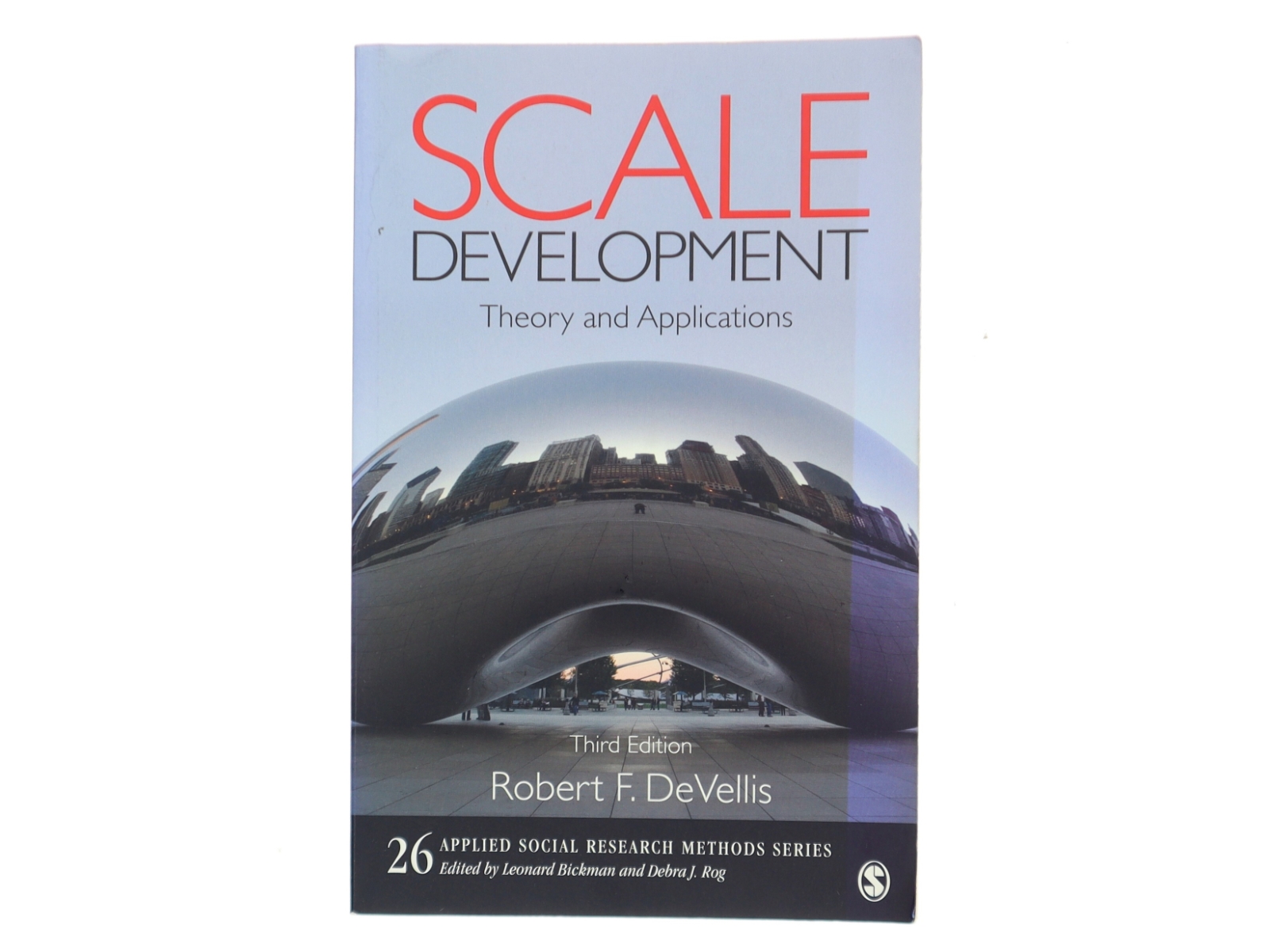 Scale development : theory and applications af Robert F. DeVellis (Bog)