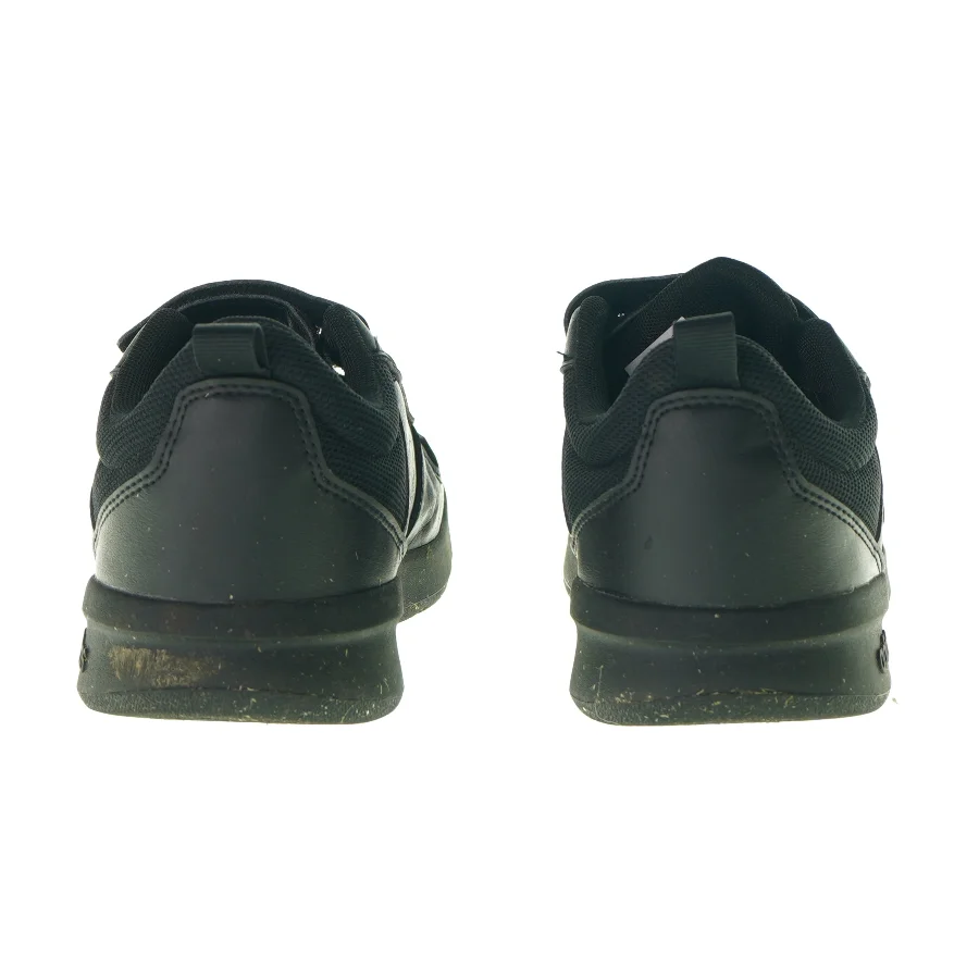 Sneakers fra Adidas (Str. 37)