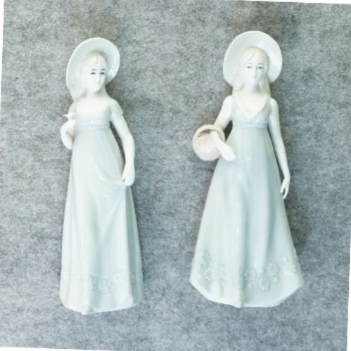 Figurer (2 stk) (str. 22 x 10 cm)