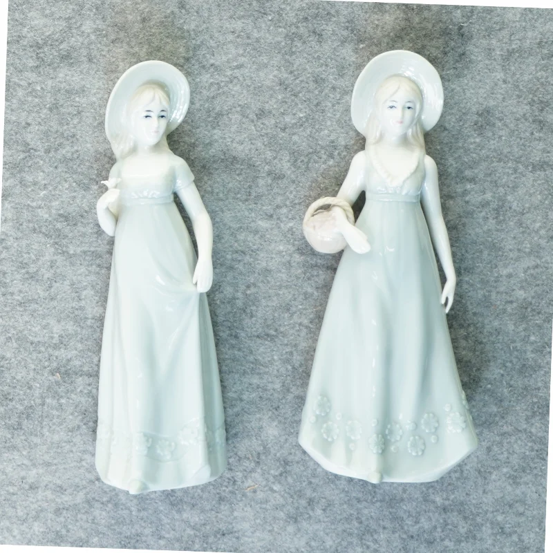 Figurer (2 stk) (str. 22 x 10 cm)