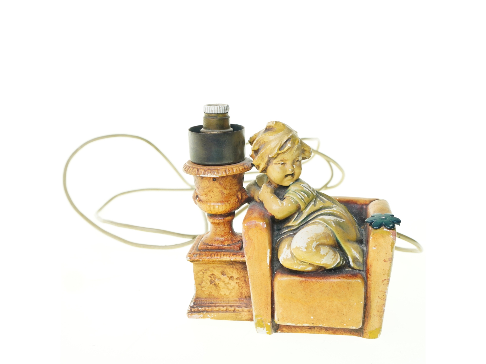 Bordlampe med figur (str. 14 x 16 x 8 cm)