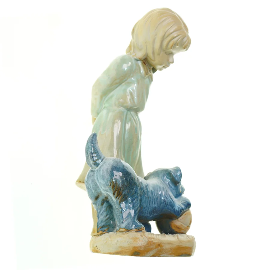 Porcelænsfigur (str. 40 x 20 cm)