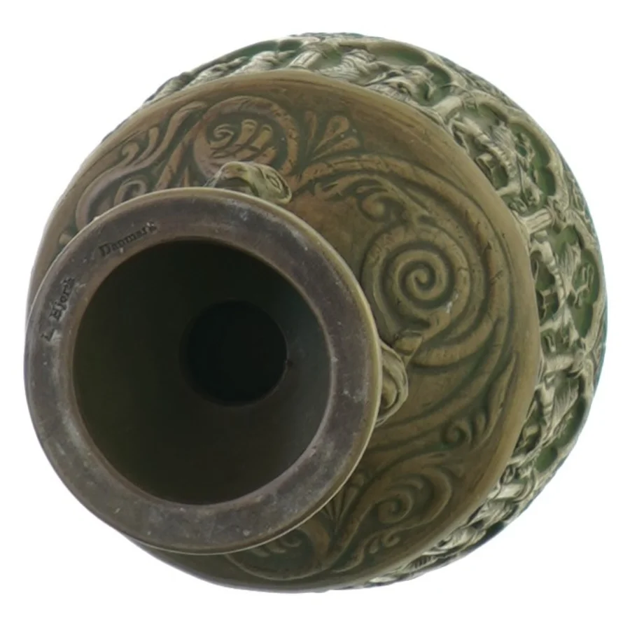 Døbefont fra L Hjort (str. 12 x 12 cm)