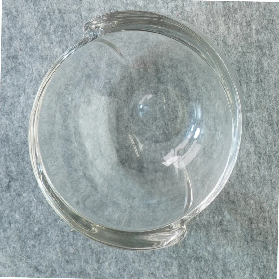 Skål i glas (str. 16 x 10 cm)