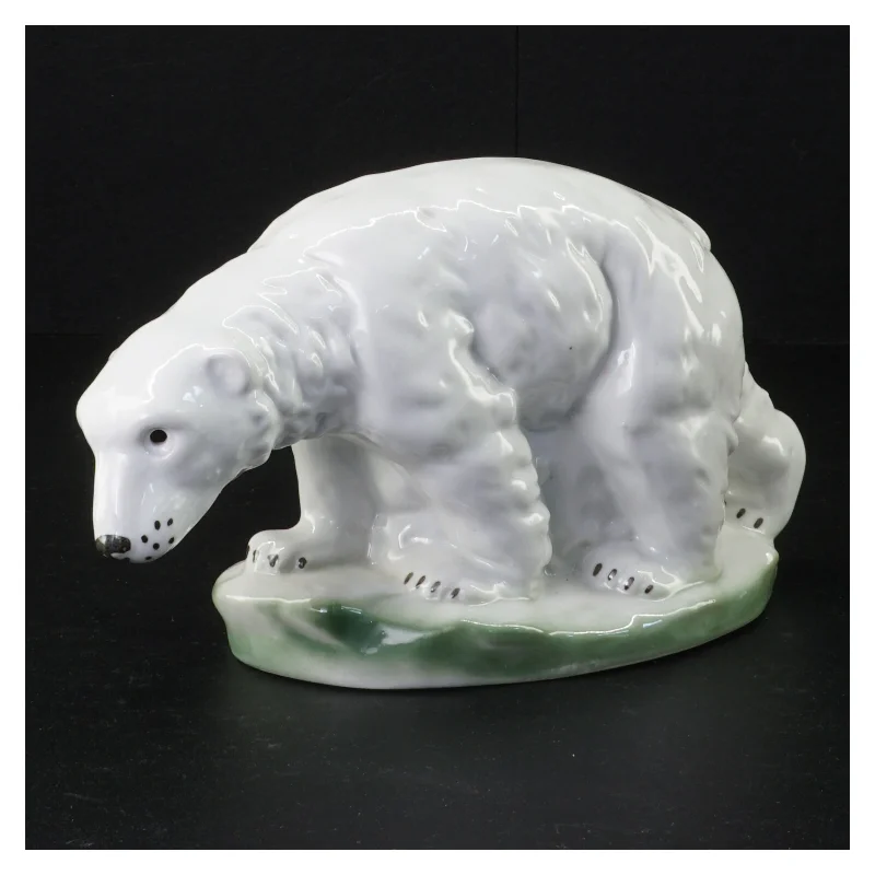 Porcelæns isbjørn figur (str. 23 x 13 x 8 cm)