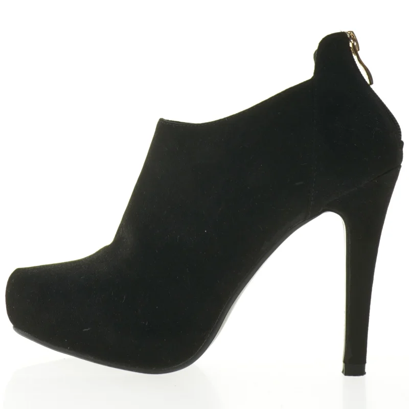 Sorte støvletter med høje hæle fra La Bottine Souriante (str. 38)