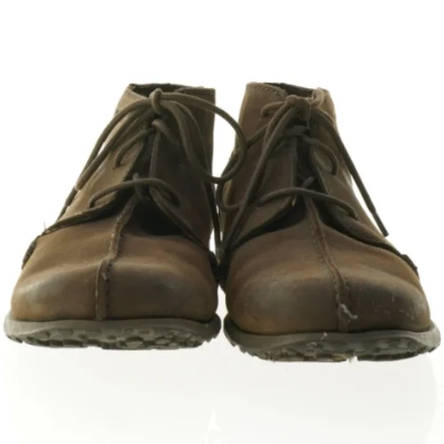 Sko fra Henri Lloyd (str. 42)