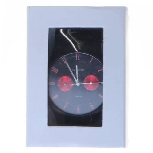 Bering ur med titanium fra Bering (str. Ø 4 cm)
