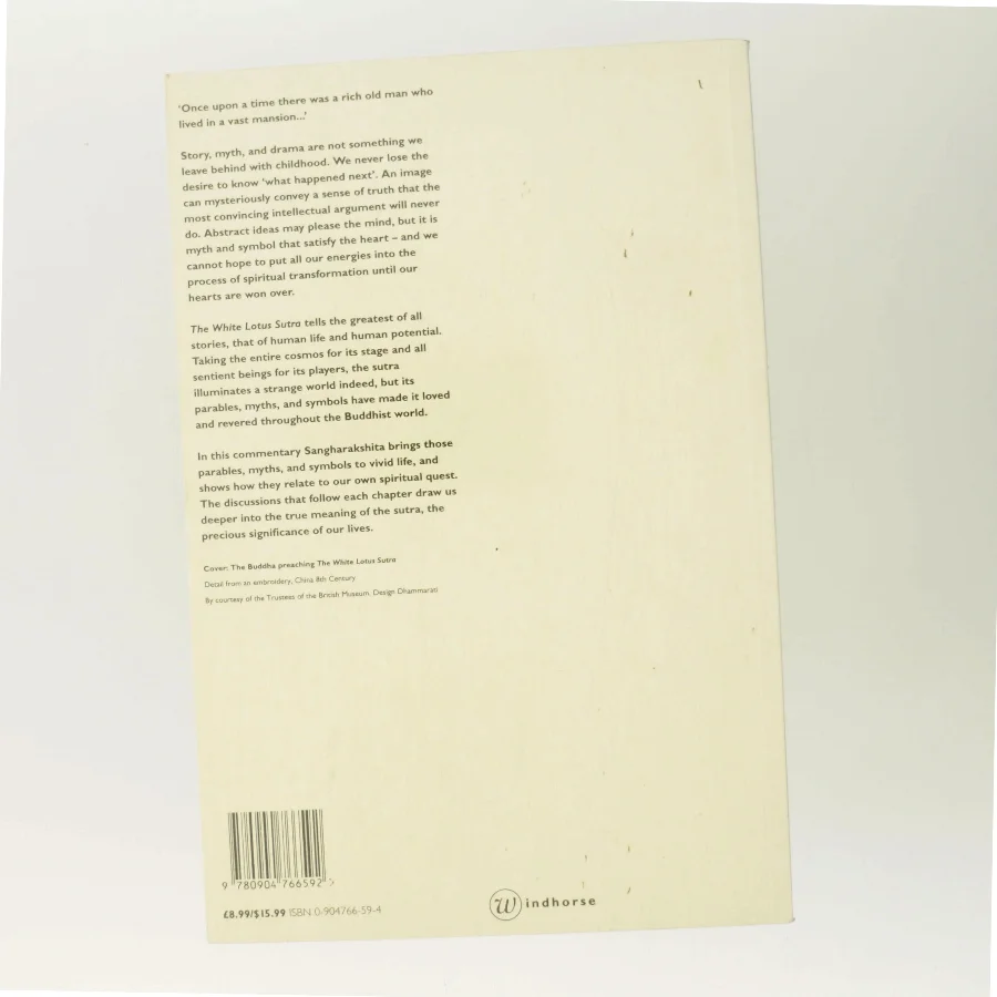 The drama of cosmic enlightenment : parables, myths, and symbols of the White lotus sutra af Bhikshu Sangharakshita (1925-) (Bog)