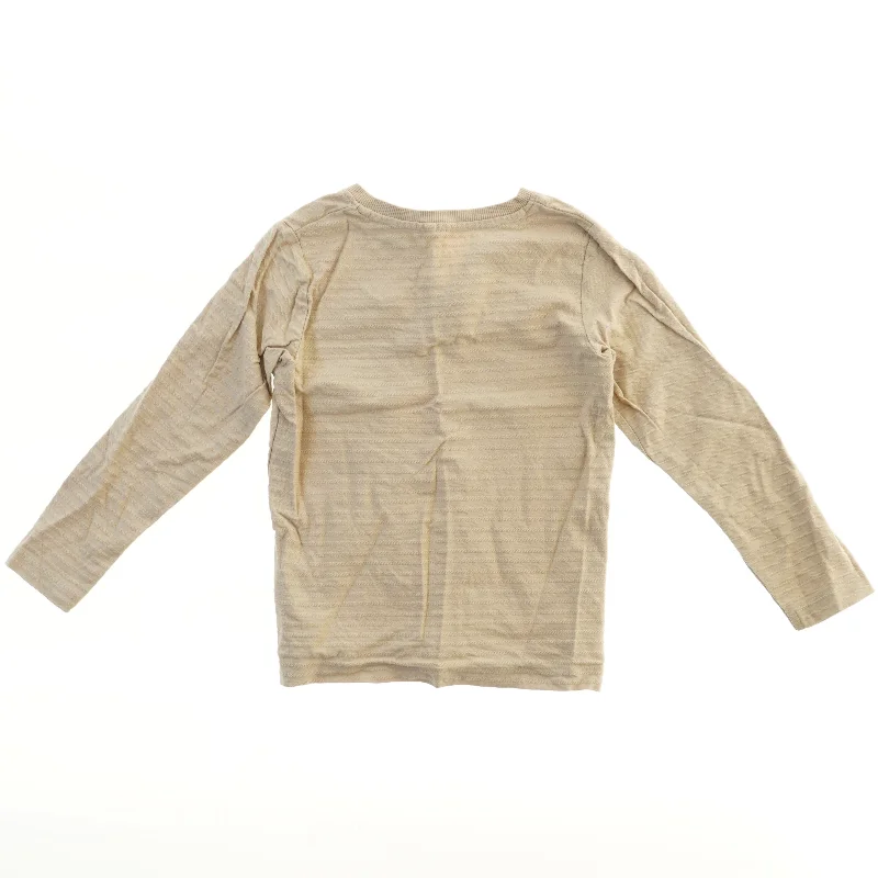 Langærmet bluse med brystlomme fra Basic needs (str. 104)