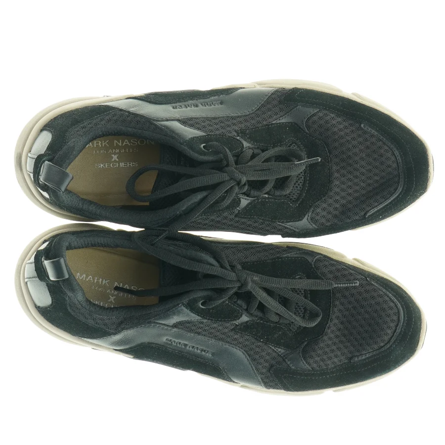 Brugte sorte sneakers fra Mark Nason (str. 46)