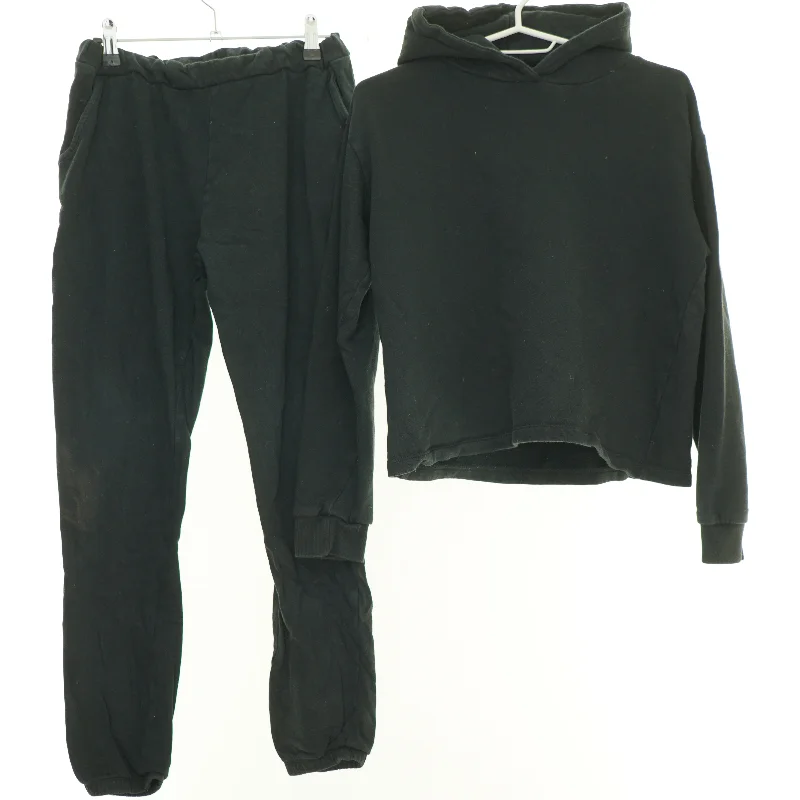 Sæt træningstøj fra Basic needs (str. 158 cm)