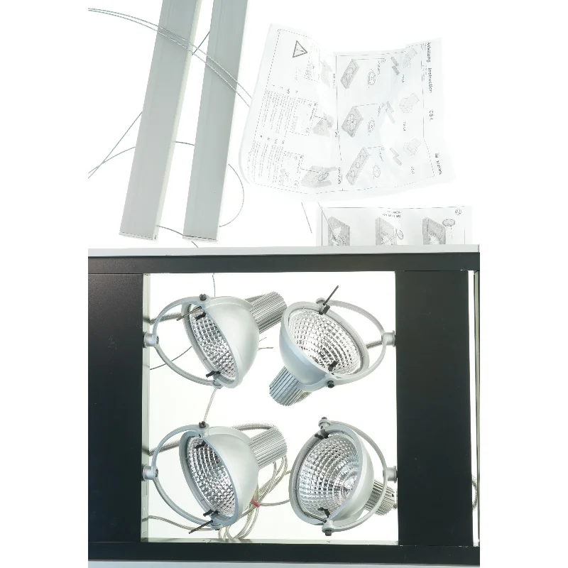 Indbygget loftspot fra Zumtobel (str. 56x40 cm)