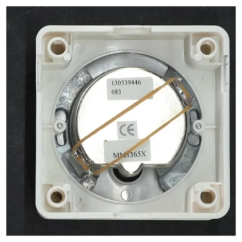 Antenneudtag og monteringsrammer fra Solar (str. 21 styk)