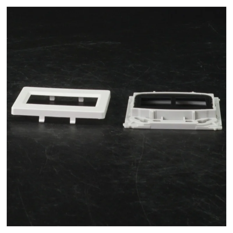 Vægkontakt ramme og understøtningsplade (str. 6 x 6 cm)