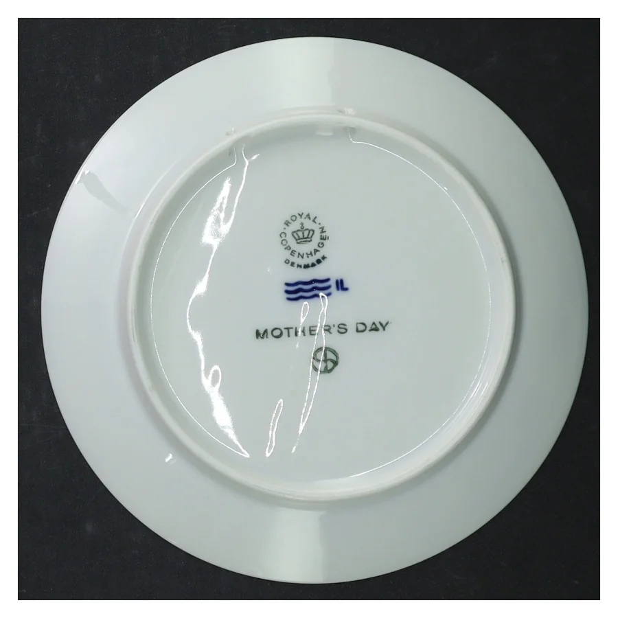 Royal Copenhagen mors dags platte fra Royal Copenhagen (str. Ø. 15,5 cm)
