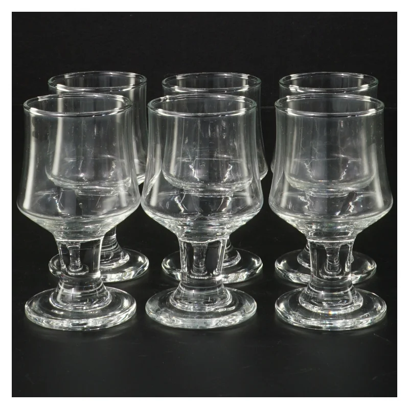 Sæt med seks klare glas (str. H. 9 cm, ø 4,5 cm)