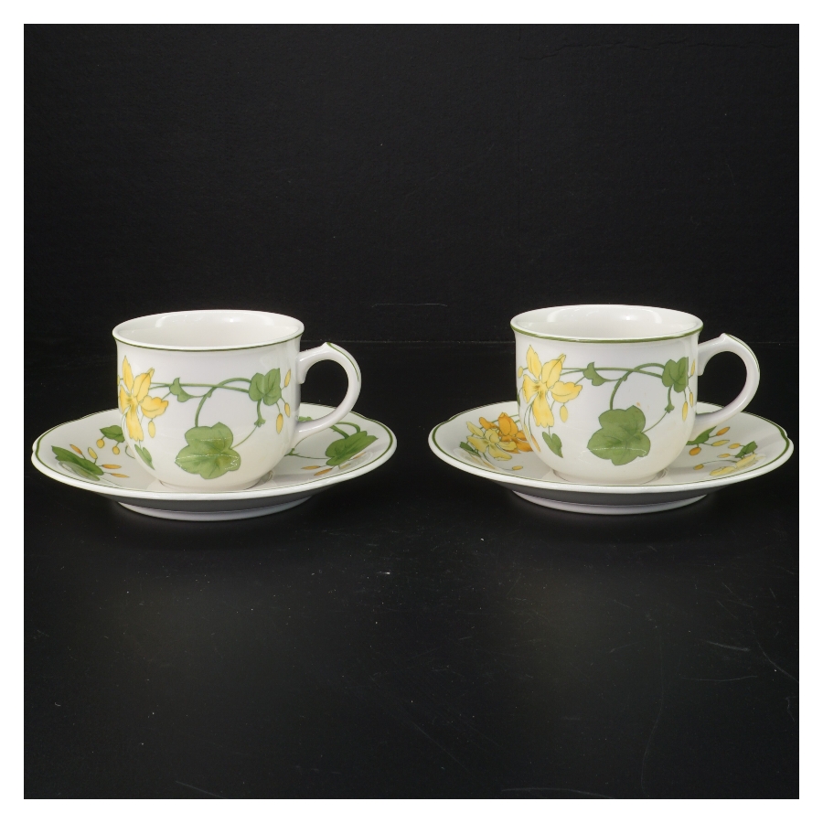 Sæt med kopper og underkopper fra Villeroy & Boch (str. Ø 16,5 cm)