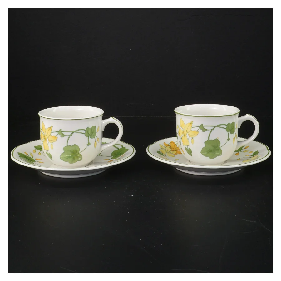 Sæt med kopper og underkopper fra Villeroy & Boch (str. Ø 16,5 cm)