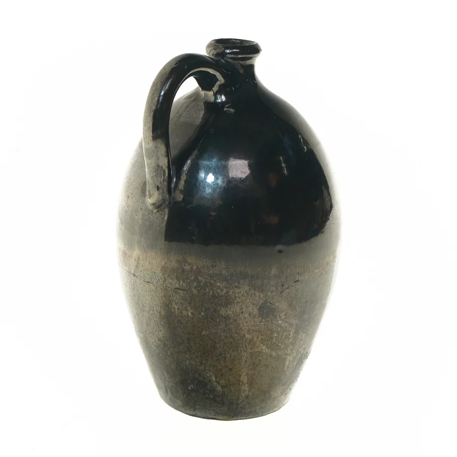 Antik lerdunk med hank (str. 24 cm)