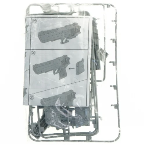 Plastmodelbyggesæt, pistol (str. 22 x 15 cm)