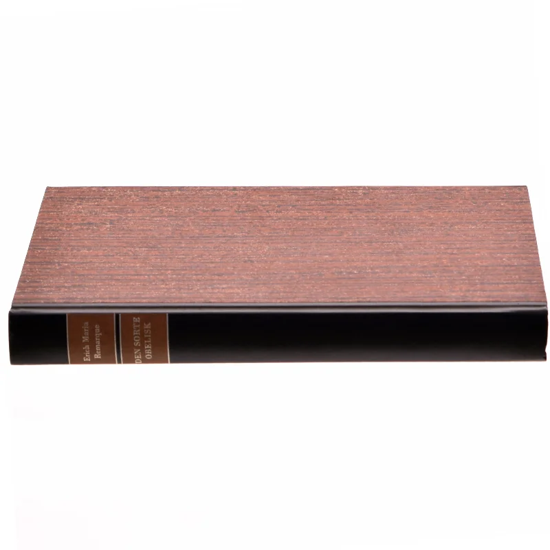 Den sorte obelisk af Erich Maria Remarque