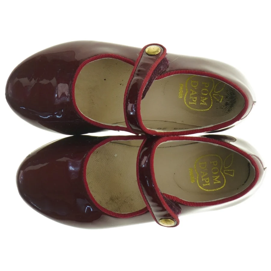 Barnesko i lak fra Pom D´api (str. 26)