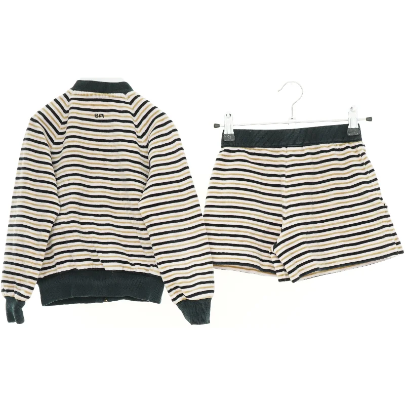 Sæt børnetøj(2 dele) (str. 116 cm)