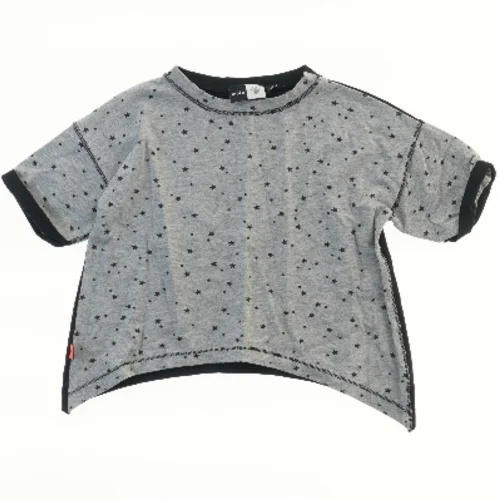 T-shirt med stjernemønster fra Molo (str. 110)