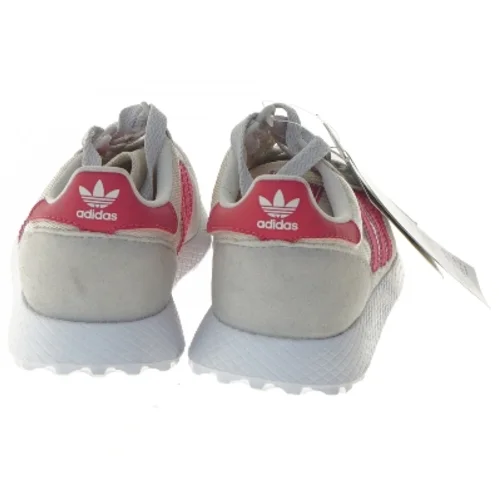 Adidas sneakers str. 30,5 fra Adidas (str. 30,5 )