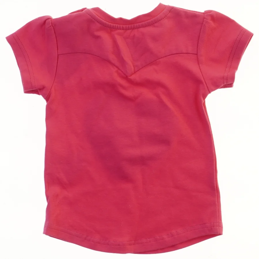 T-shirt med hjerte detalje fra Levis (str. 80)