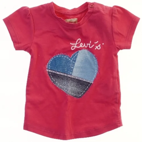 T-shirt med hjerte detalje fra Levis (str. 80)