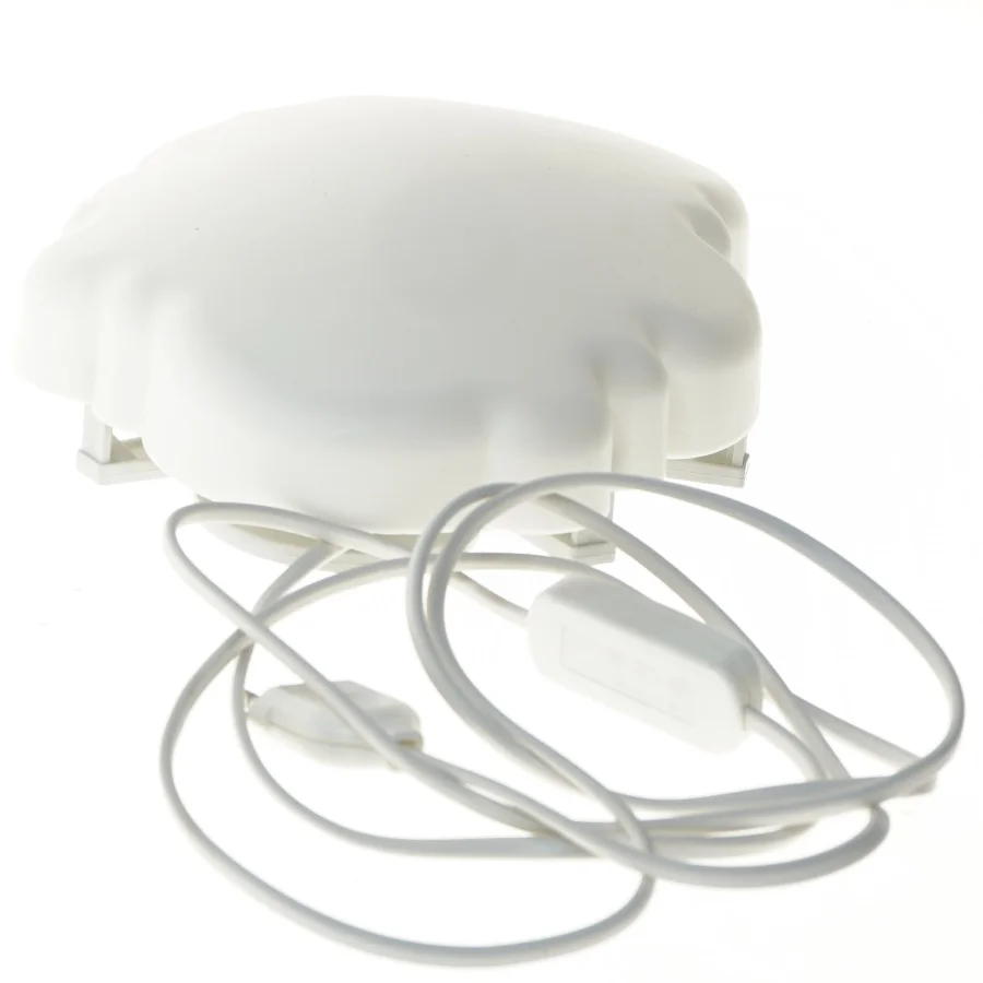 Skyformet lampe (str. 30x20 cm)