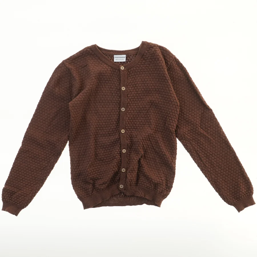 Brun cardigan fra Friends (str. 140)