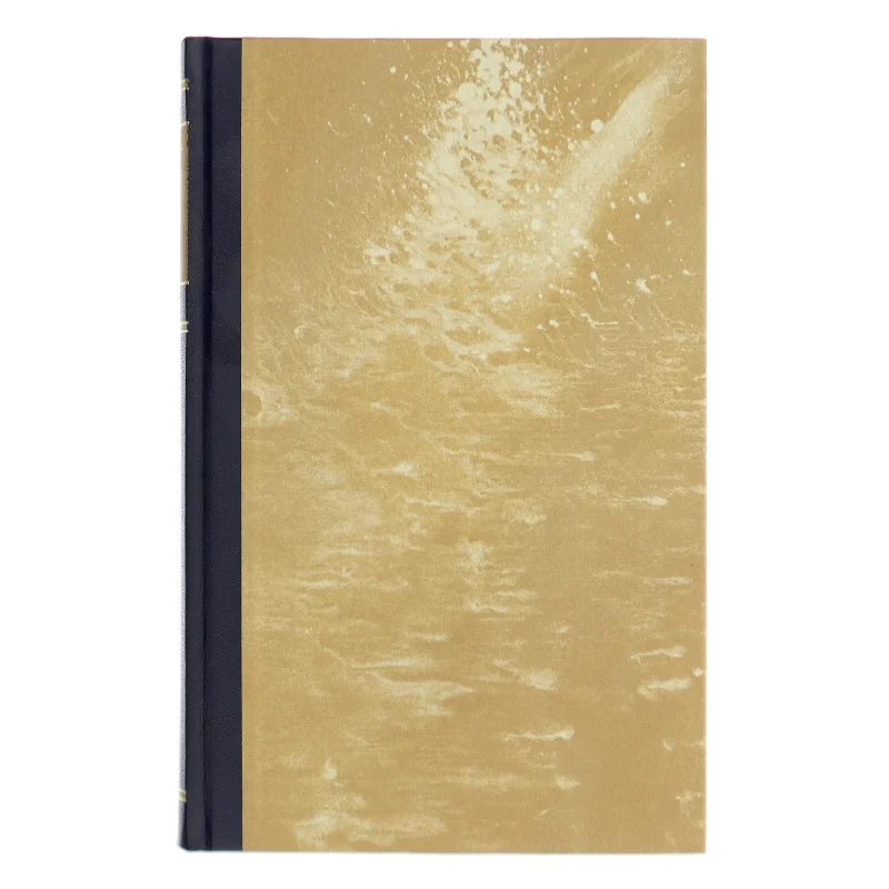 <Bogens titel> af <Bogens forfattere> (Bog)