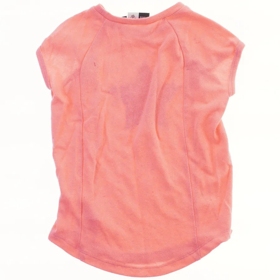 T-shirt med stjerne fra Molo (str. 110)